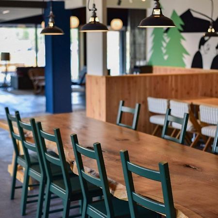 Hytter Lakeside Lodge Chino Ngoại thất bức ảnh